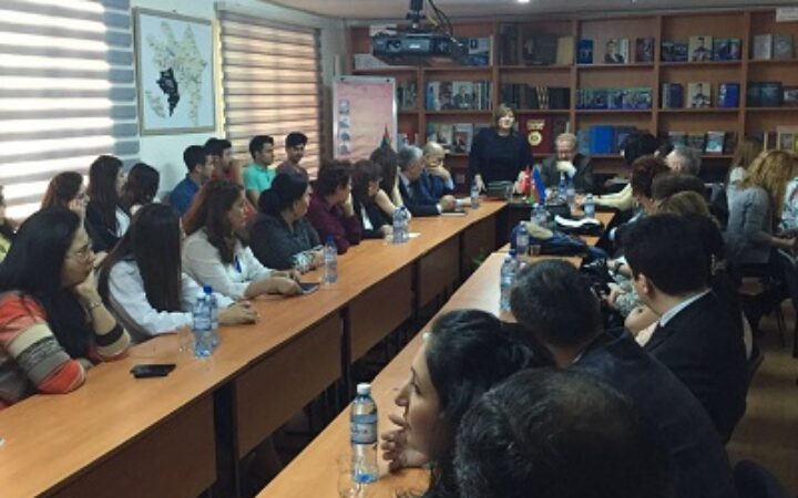 “Dünyada və Türkiyədə kitabxanaçılıq adlı” elmi seminar keçirilmişdir