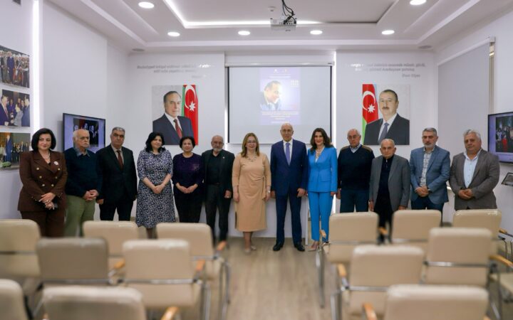 Ulu Öndər Heydər Əliyevin anadan olmasının 102-ci ildönümünə həsr olunmuş tədbir və konfrans keçirilib