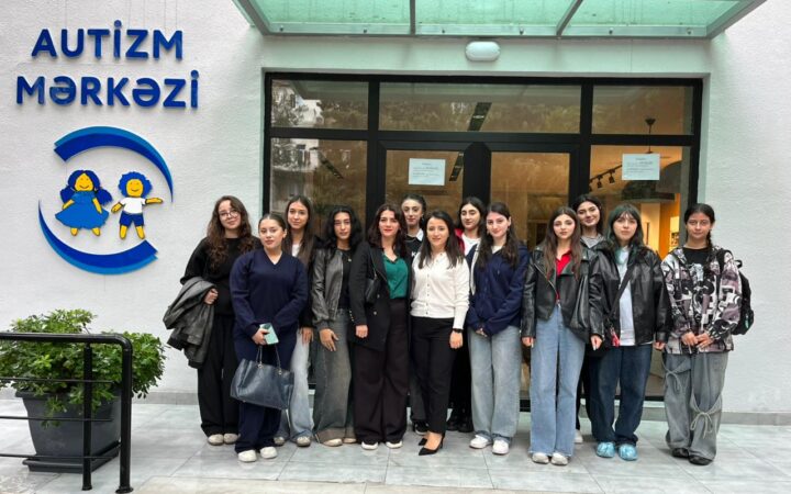 Rəssamlıq fakültəsinin tələbələri inklüziv təhsil təcrübəsi qazanırlar